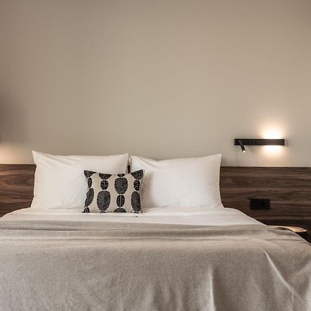 Aku Suites With Private Pools Stalida Zimmer foto